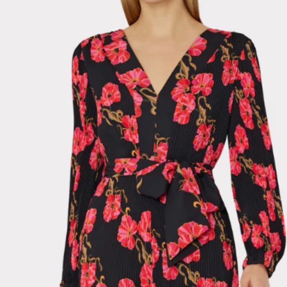 New dresses - Picture 3 of 11